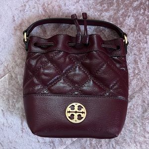 Mini bucket bag